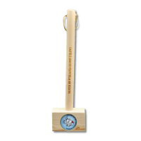 Młotek do wybijania głupot i góralski masażer.