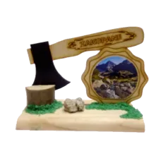 Wycinanka toporek  z widokiem na podstawce.