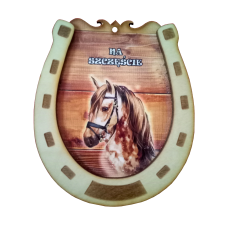 Zawieszka drewniana  koń malowany średni. 